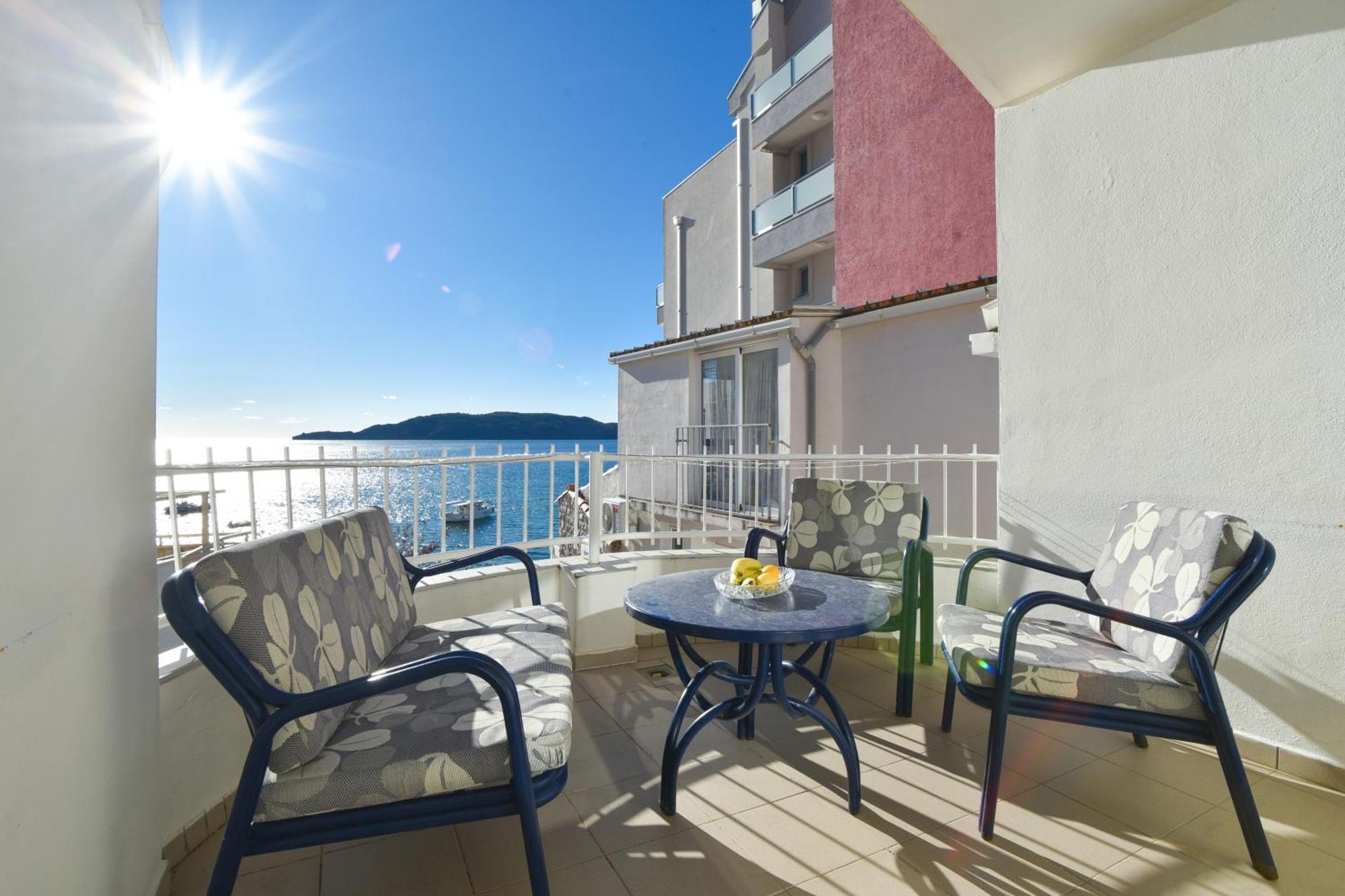 Apartments Milos Kaladjurdjevic Budva Buitenkant foto